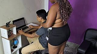 Stepbrother gets distracted by blowjob