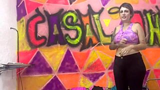 Attention-grabbing leggings from Shein