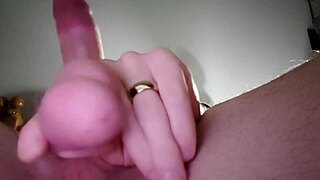 A threesome with deepthroat and twinks ball play