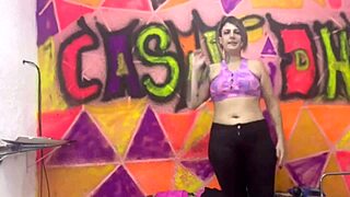 Attention-grabbing leggings from Shein