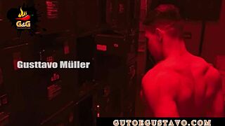 Gustavo and Guto meet in the hotel corridors.