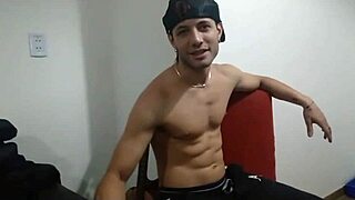 i-i'm watching this black gay couple with big cocks, it's so hot!