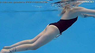 Mimi Cica’s erotic swim in the nude