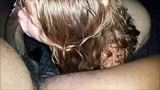 Rödhårig suger stor svart kuk pov