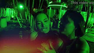 Did Vivi Capetinha Seduce Nicole Brazil?