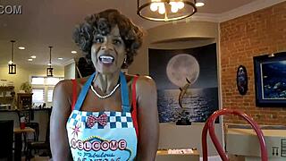 Raven Swallowz as Ebony Nympho Honey SUCKS HARD Afternoon!