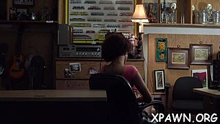 curvy amateur babe loves to lick and suck