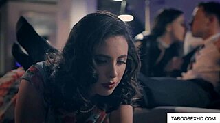 Threesome Action with Intense Cum Swapping and Oral Play in Wild Orgy Scene