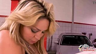 cleo cadillac and roge ferro fuck anal in the limousine.