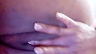 A shaved pussy and hairless cock feature in this update from Sundaydogood614.