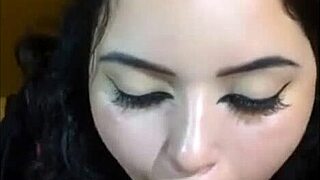 i can’t get enough of this plump girl sucking a fat cock on webcam