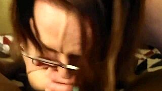 dixie deepthroat visits for sloppy fun