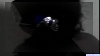 K mascarada gulosa enjoys blowjob