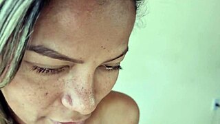 Minha Empregada Loira Brasileira Com Bunda Enorme Sofre Com Pau Duro No Anal