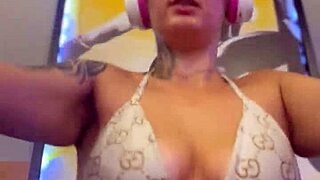 I sweated so much at gym my pussy got drenched