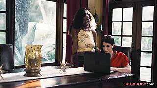 Online meeting disrupted by saggy-titted lesbian girlfriend