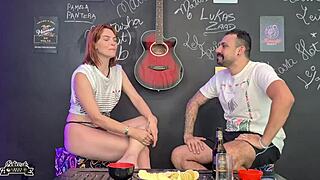 Redhead cums twice in boteco casting