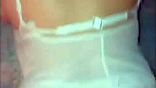 con mi babydoll blanco que rica noche con mi cornudo cojimos super rico quieres ver 😍