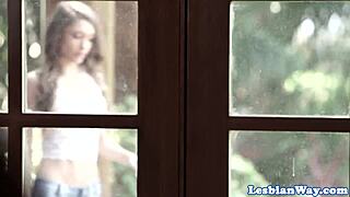 toelicked lesbian babe scissors softly with cute teen