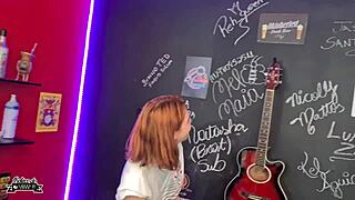 Redhead cums twice in boteco casting