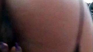 Big Ass Girl Dildoing Herself