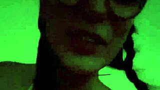 Melina khalifa da bucetinha no meio do mato para estranhos