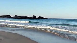 Melina khalifa da bucetinha no meio do mato para estranhos