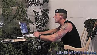 does fingered tattooed british brunette suck big dick?