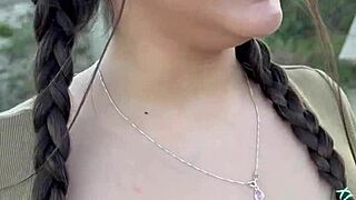 Melina khalifa da bucetinha no meio do mato para estranhos