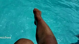 why are these young feet splashing in the pool with amateurs?