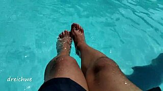 why are these young feet splashing in the pool with amateurs?