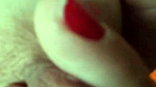 Every Cuckold Husband Dreams of Hearing This From Karinaelucasx. Watch Her Flash Pussy and Tight Ass for Her Lover!