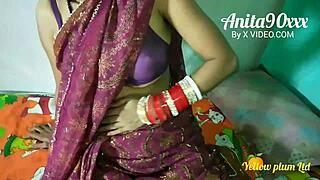 Чувак, индийская бхаби разошлась с старым другом перед жестким трахом!