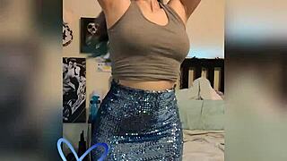 twerking and cumming with toys and masturbation teaser