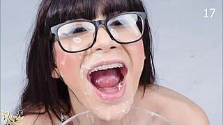 voy con mi amigo a una fiesta, pero no sabía que tenía que cogerme a todos los invitados, ¿te unes?