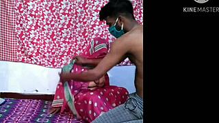 Bold Boobs Sucking of Married Indian Woman at Home