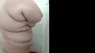 uhh, alone at home, i bathe then start playin with my dildo...