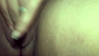 paty bumbum sent me this video offering her parts