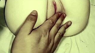 Can This Teen Master Vaginal Fingering for Orgasm?