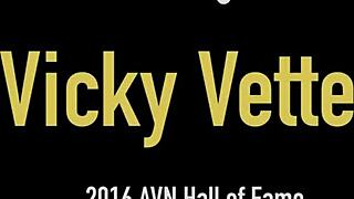 Sexy diva vicky vette strips off her swimsuit and rubs her pussy!