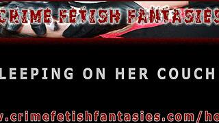 Sıcak Esmer Femdom Ağız Kapalı Facesitting Koltukaltı Koklama Fragmanı