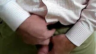 Midday solo quickie, want to see my masturbation?