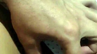 Indian MILF Wants Blowjob on Big Ass