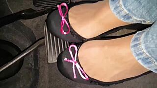 Intimate webcam session with amateur fetish enthusiasts!