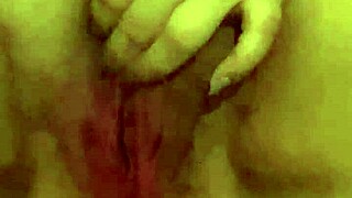Teen Masturbates Solo for You No Sound