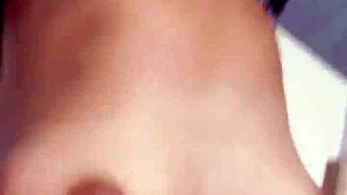 ella quiere que le deje mi semen bien adentro mientras gime como loca