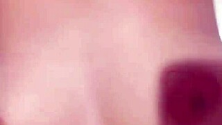 ella quiere que le deje mi semen bien adentro mientras gime como loca