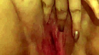 Teen Masturbates Solo for You No Sound