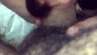 Curica mi daje sočnu pušilicu kad odlazi