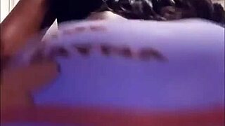 sexy phat ass ig models twerking hard.